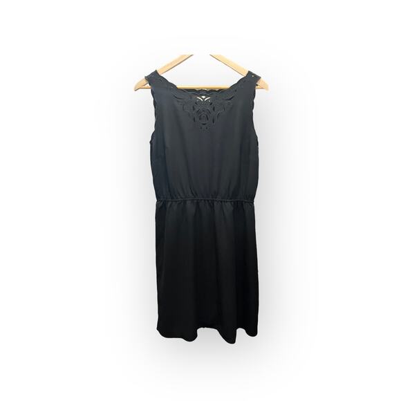 Ann Taylor LOFT Black sleeveless scalloped cut out mini dress SIZE 10 - Picture 1 of 6
